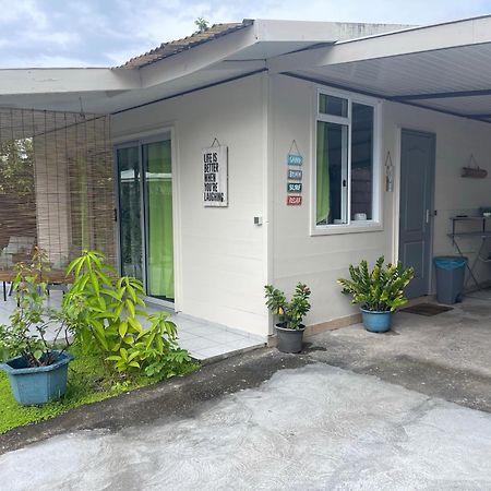 Tuatahi Beach Lodge 普纳奥亚 外观 照片