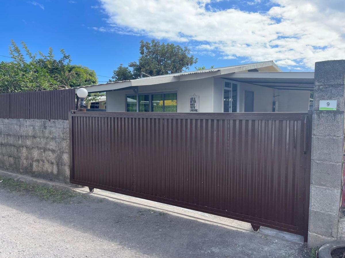Tuatahi Beach Lodge 普纳奥亚 外观 照片