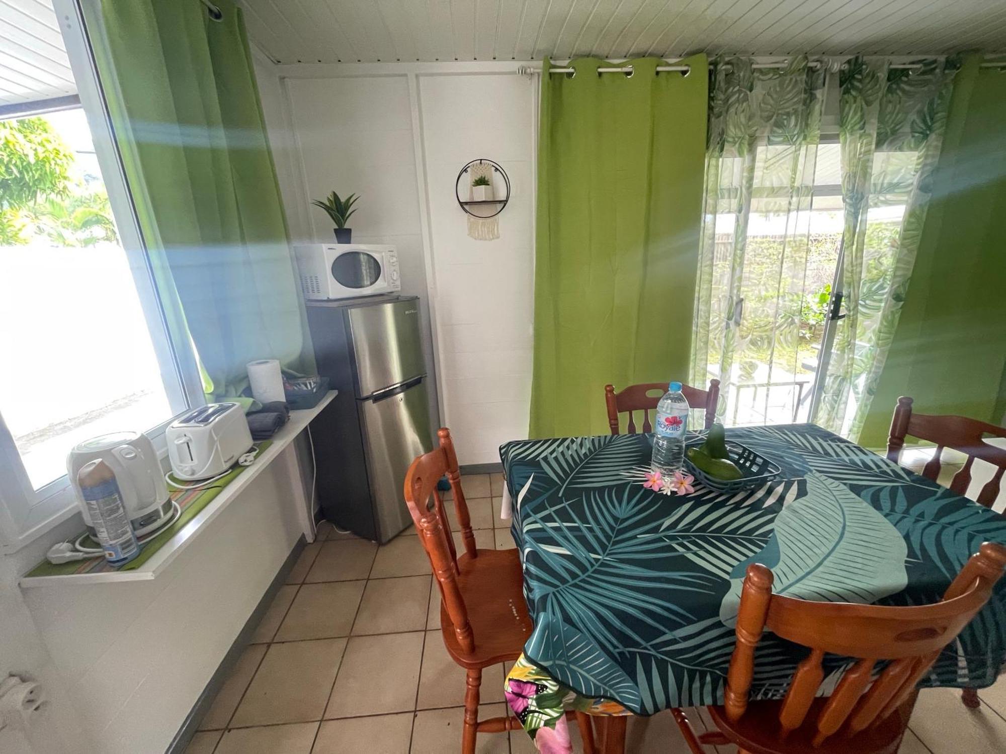 Tuatahi Beach Lodge 普纳奥亚 外观 照片